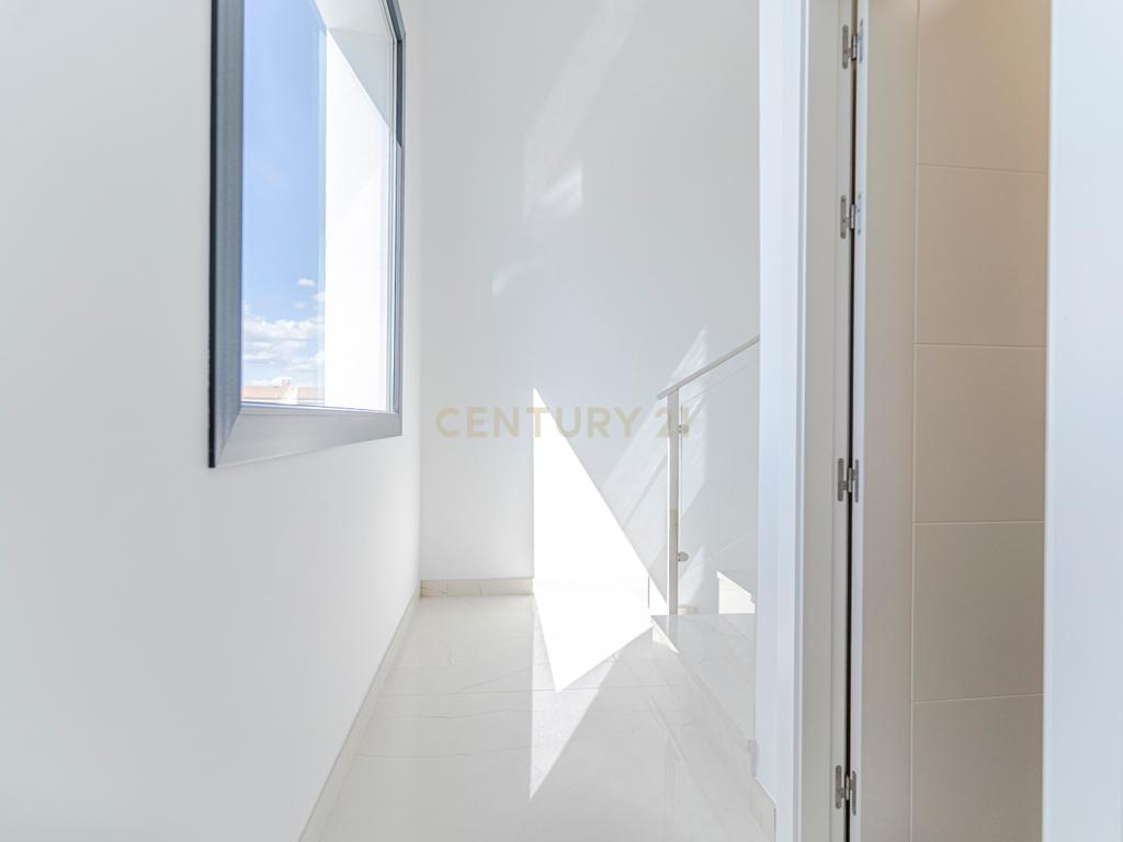  - Image 9