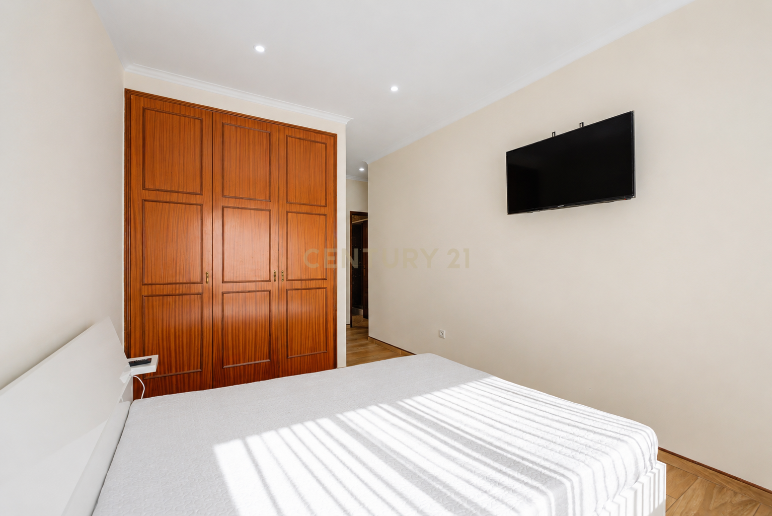 Fotografia 5 de Apartamento T2 em Vila Nova de Gaia com Garagem e Elevador