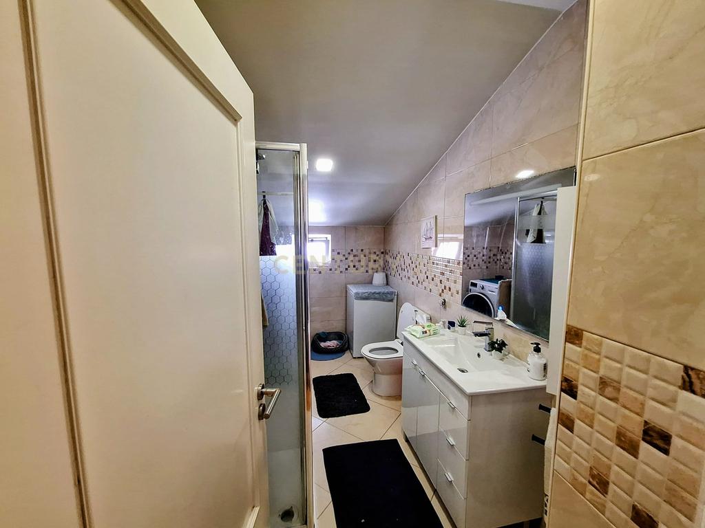 3 Moradias com terreno de 1079m2(não inclui a área de implantação das moradias) - Image 11