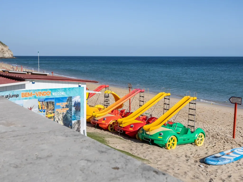 Apartamento T2 no centro de Sesimbra, a poucos passos da praia - Image 22