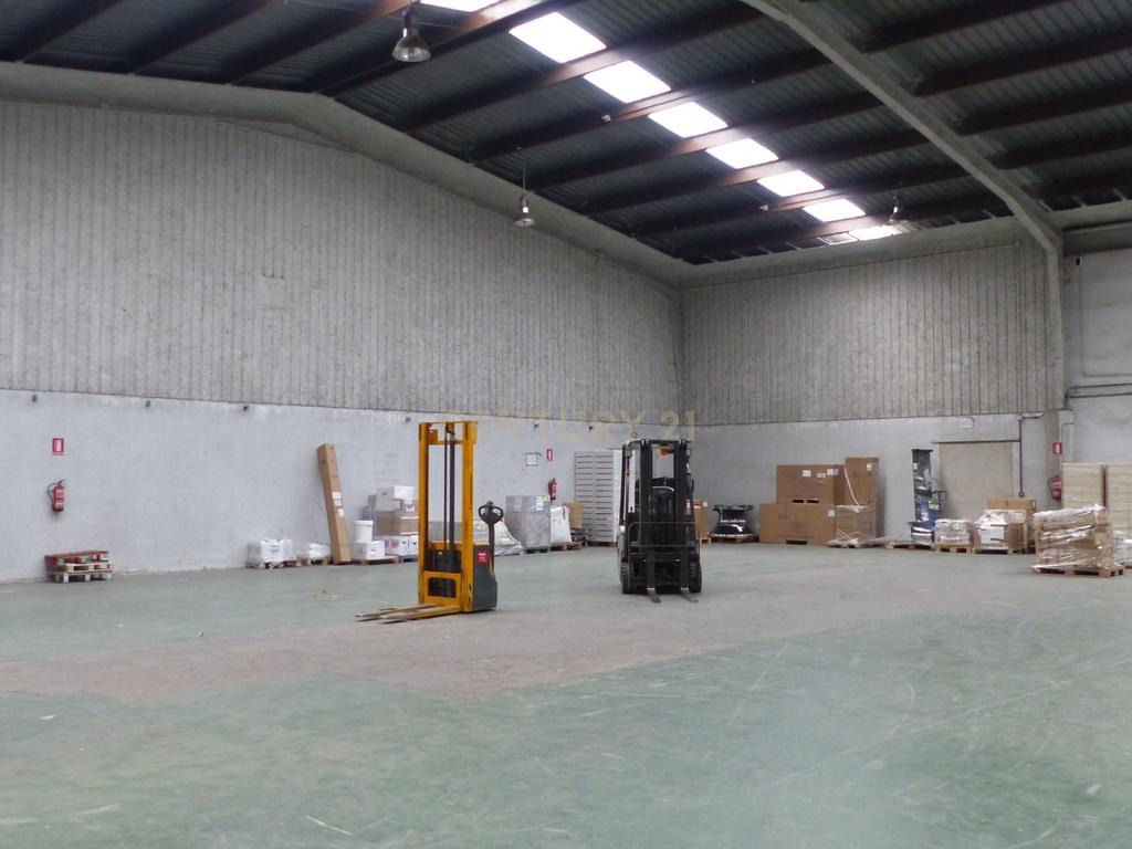 Armazém Comercial em Ávila - Excelente Localização e Acessos - Image 24