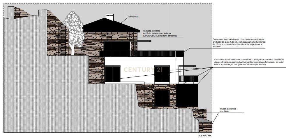 Terreno em Valdigem, com uma área total de 3.350m², oferece vistas panorâmicas sobre o Rio Douro. Tem licença para a construção de uma casa com seis quartos (T6), além de uma vasta área de terreno com vinhas antigas de categoria A. - Image 51
