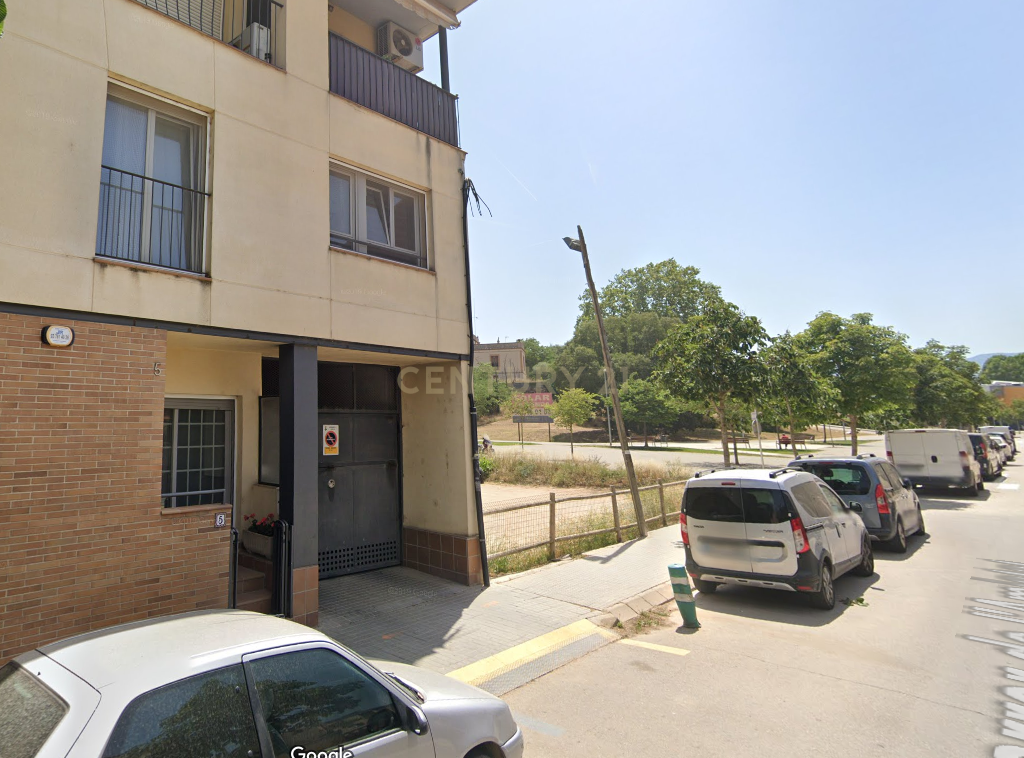 undefined - Image 6