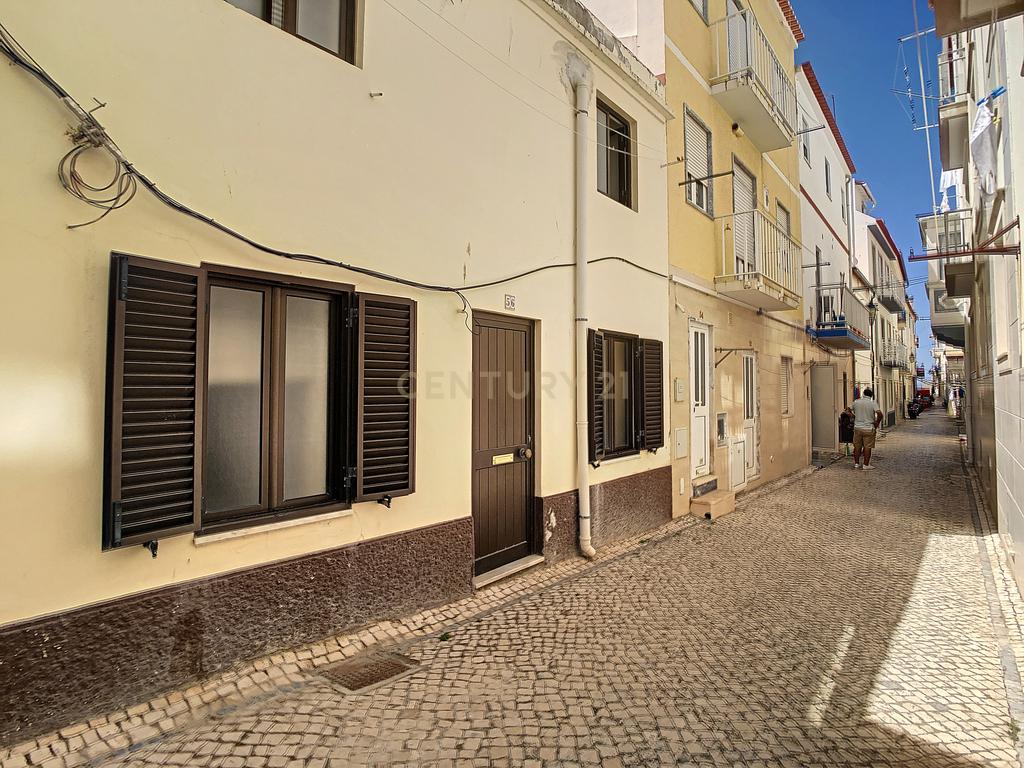 Apartamento T1 - Centro Histórico Nazaré - 50m da Praia - Image 3