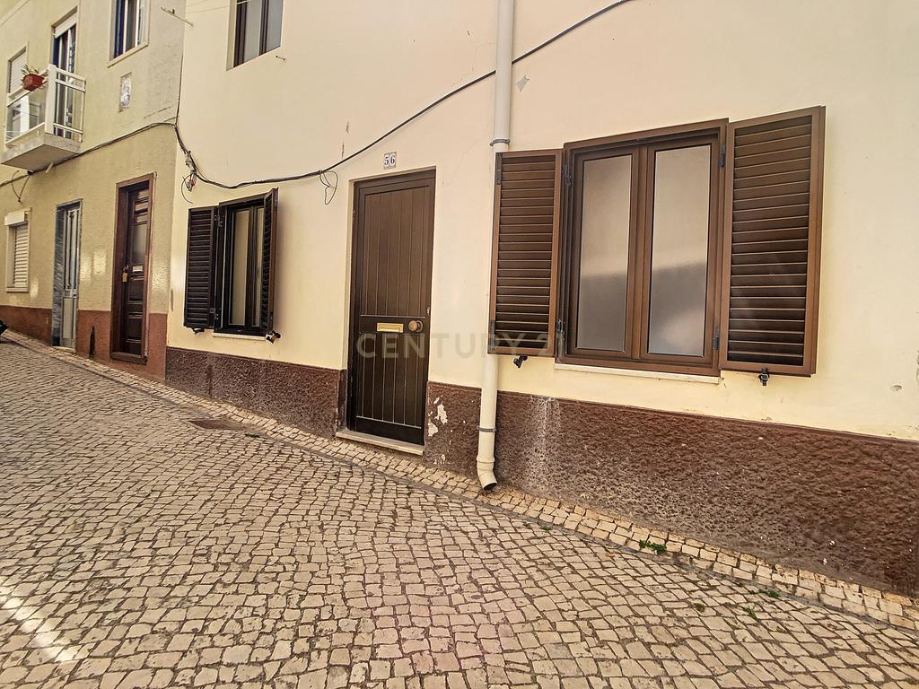 Apartamento T1 - Centro Histórico Nazaré - 50m da Praia - Image 18