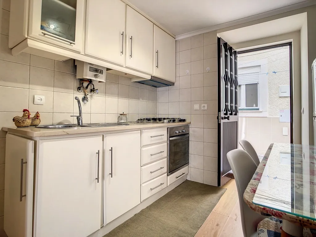Apartamento T1 - Centro Histórico Nazaré - 50m da Praia - Image 7