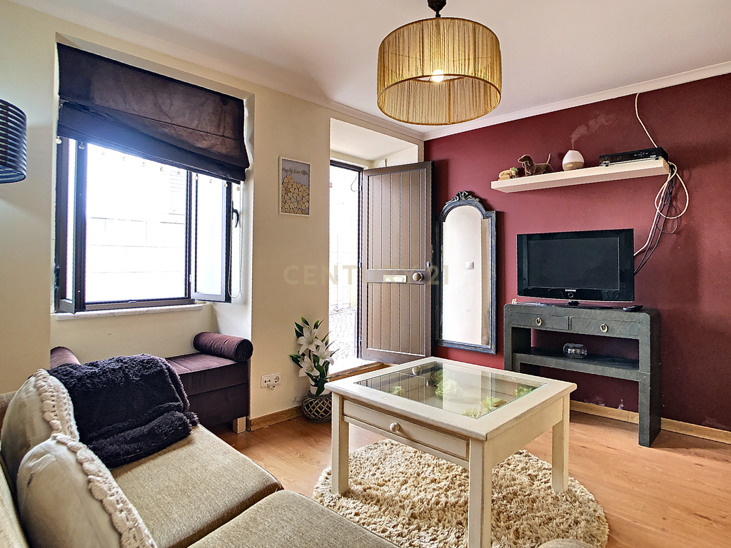 Apartamento T1 - Centro Histórico Nazaré - 50m da Praia - Image 4