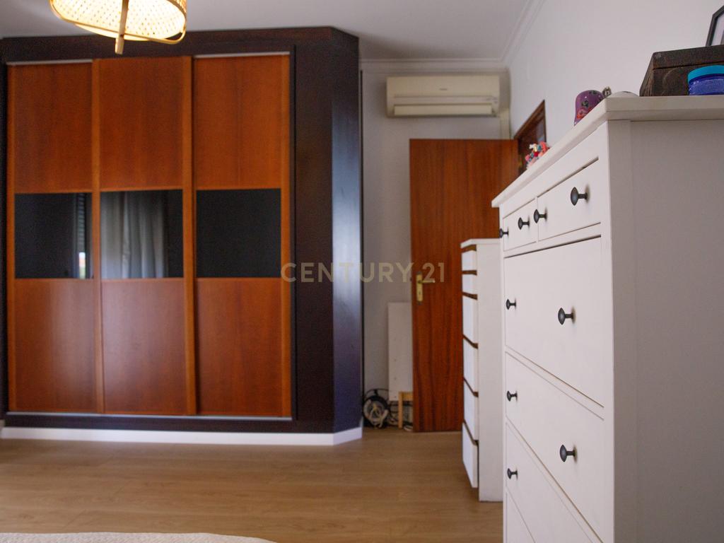 MORADIA T5 Odivelas,No Trigache - Image 36