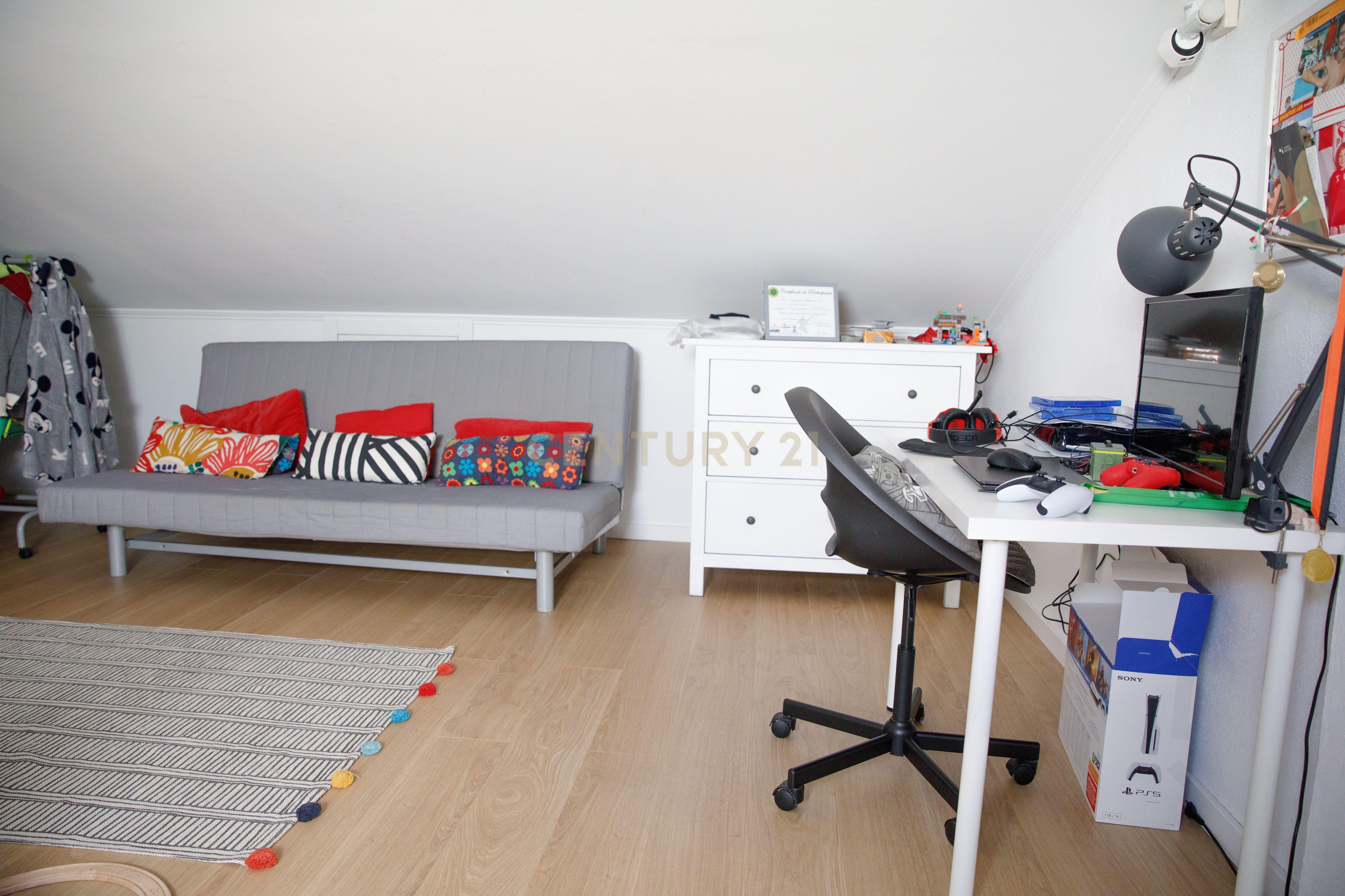 MORADIA T5 Odivelas,No Trigache - Image 30