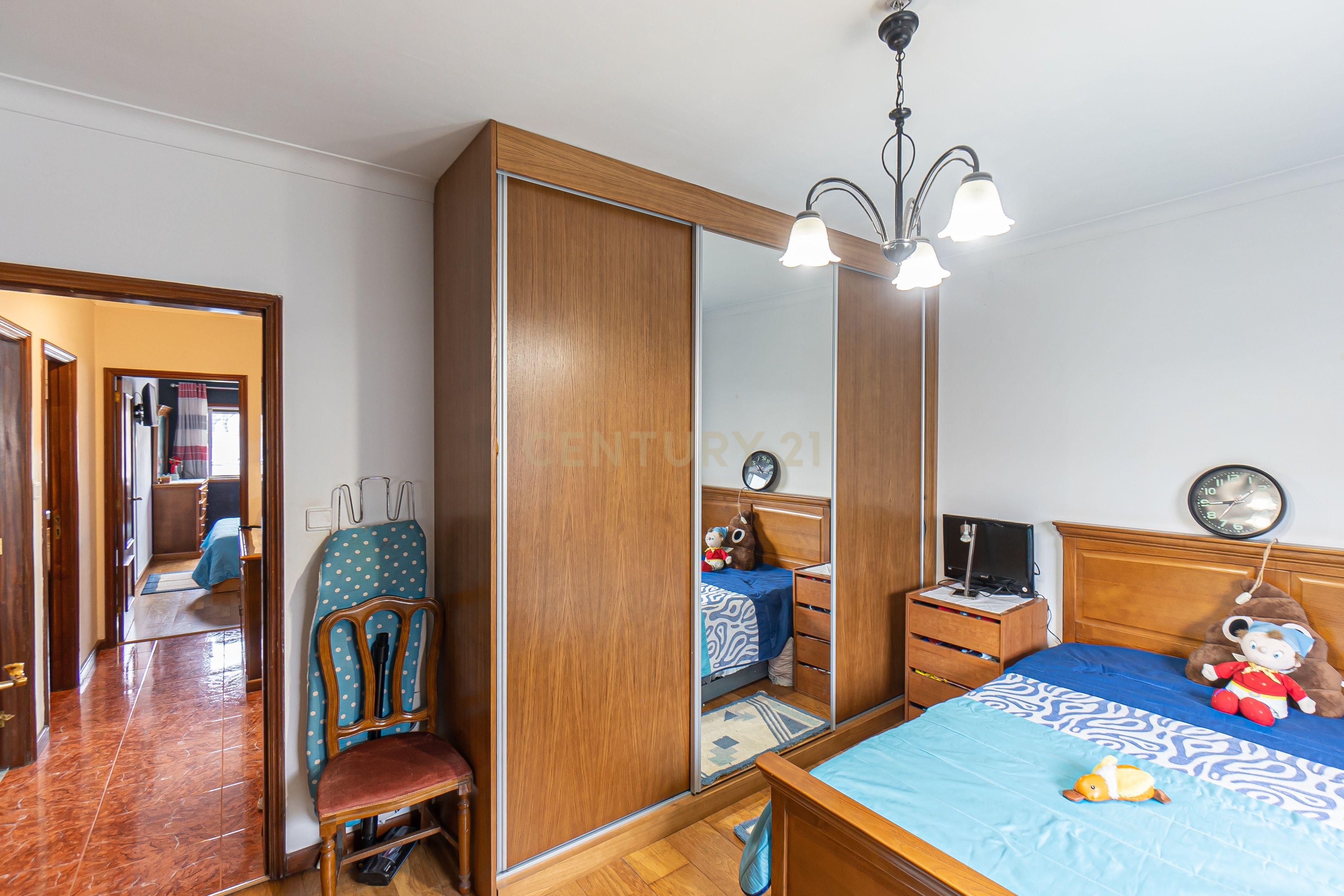Andar Moradia T2 em Vila Nova da Telha – Oportunidade Única! - Image 9