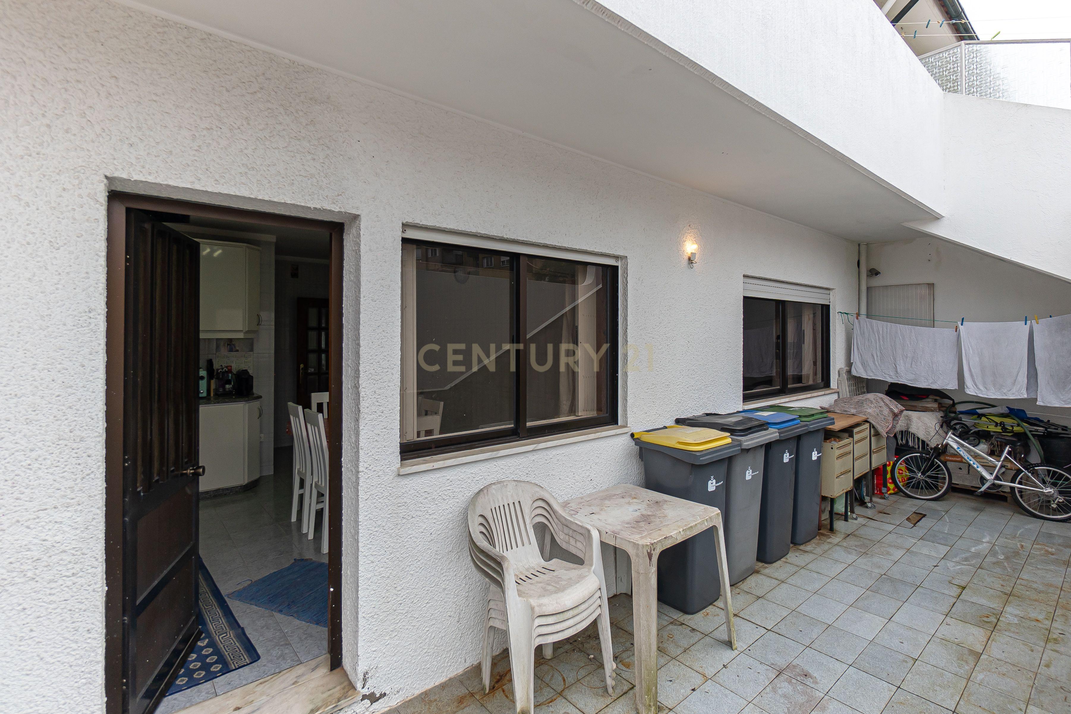 Andar Moradia T2 em Vila Nova da Telha – Oportunidade Única! - Image 27