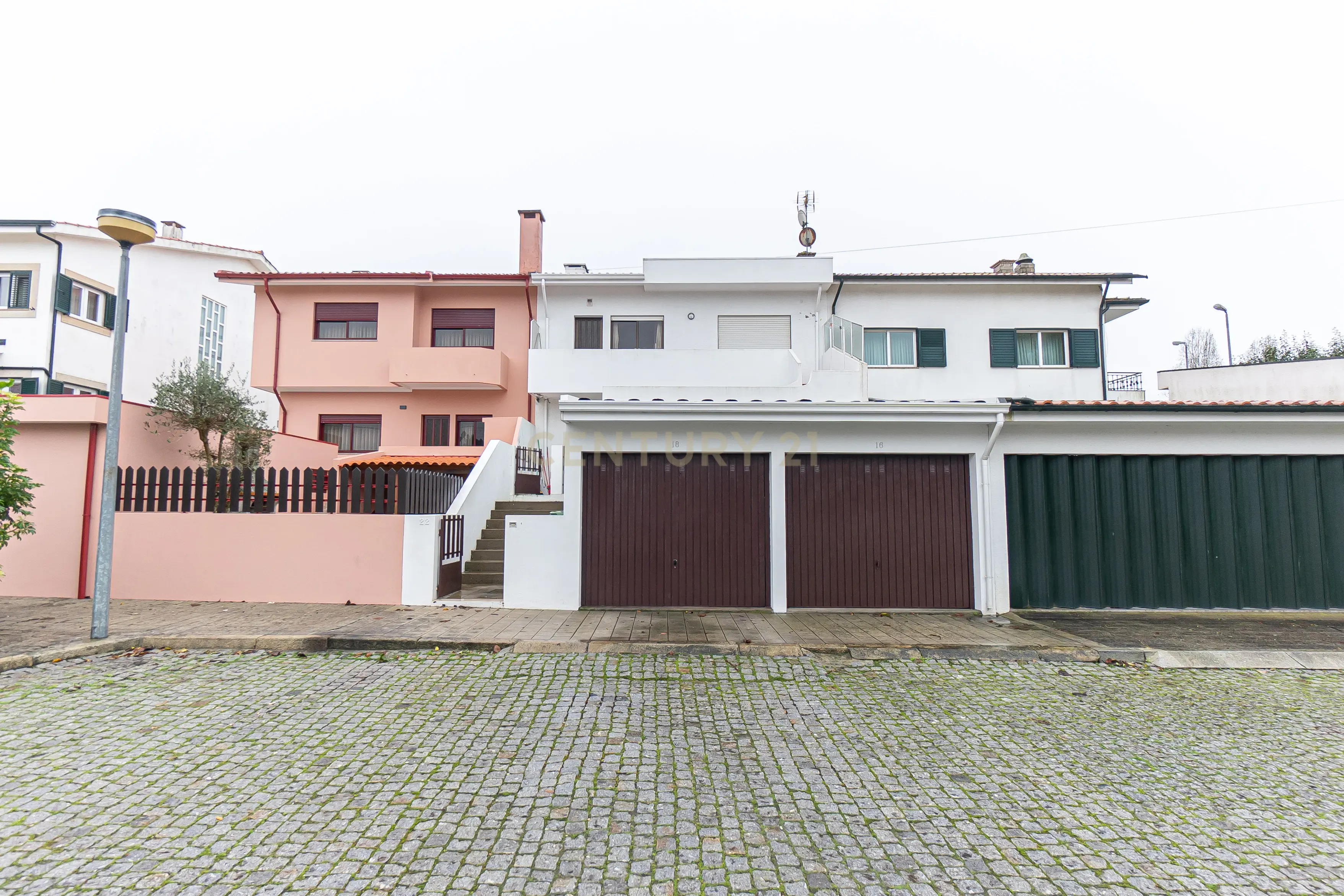 Andar Moradia T2 em Vila Nova da Telha – Oportunidade Única! - Image 28