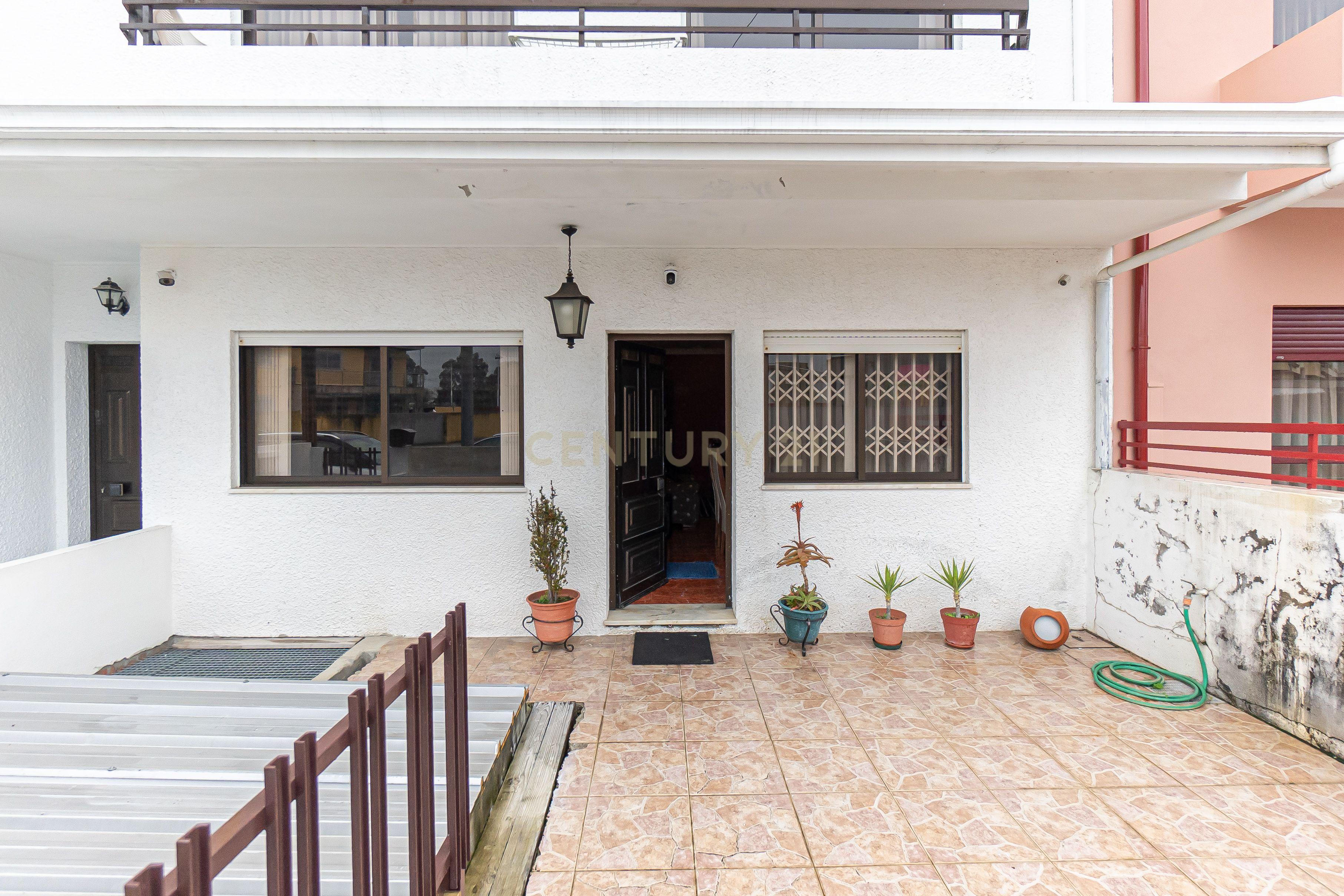 Andar Moradia T2 em Vila Nova da Telha – Oportunidade Única! - Image 37