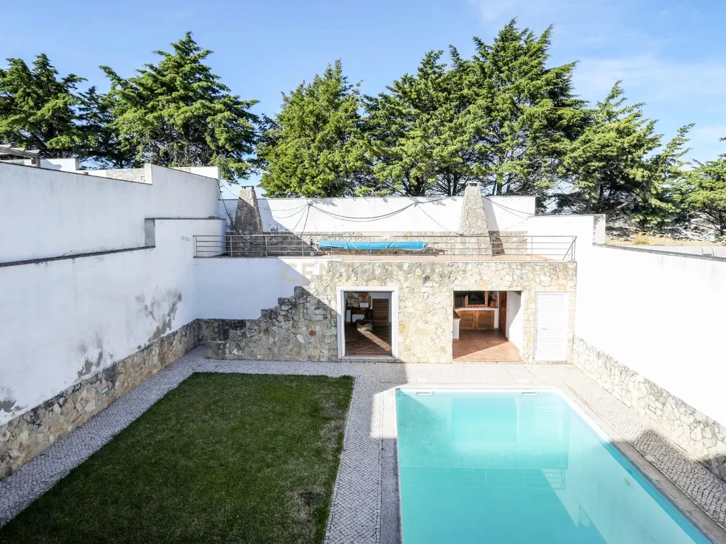Moradia em Caneças, com piscina, sótao e um anexo com churrasqueira e quarto independente - Image 35