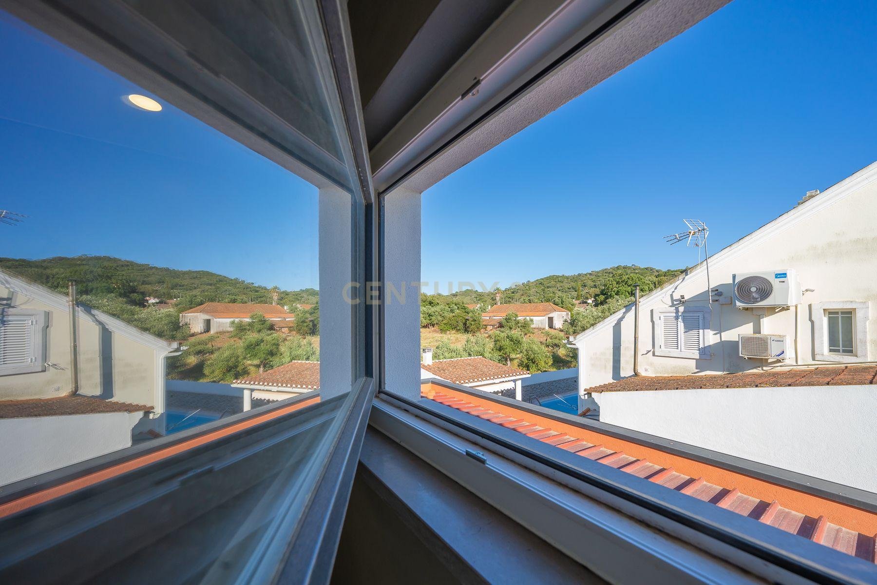 Excelente Moradia T3, c/ Vista Desafogada, na Quinta do Anjo, Palmela - Image 34