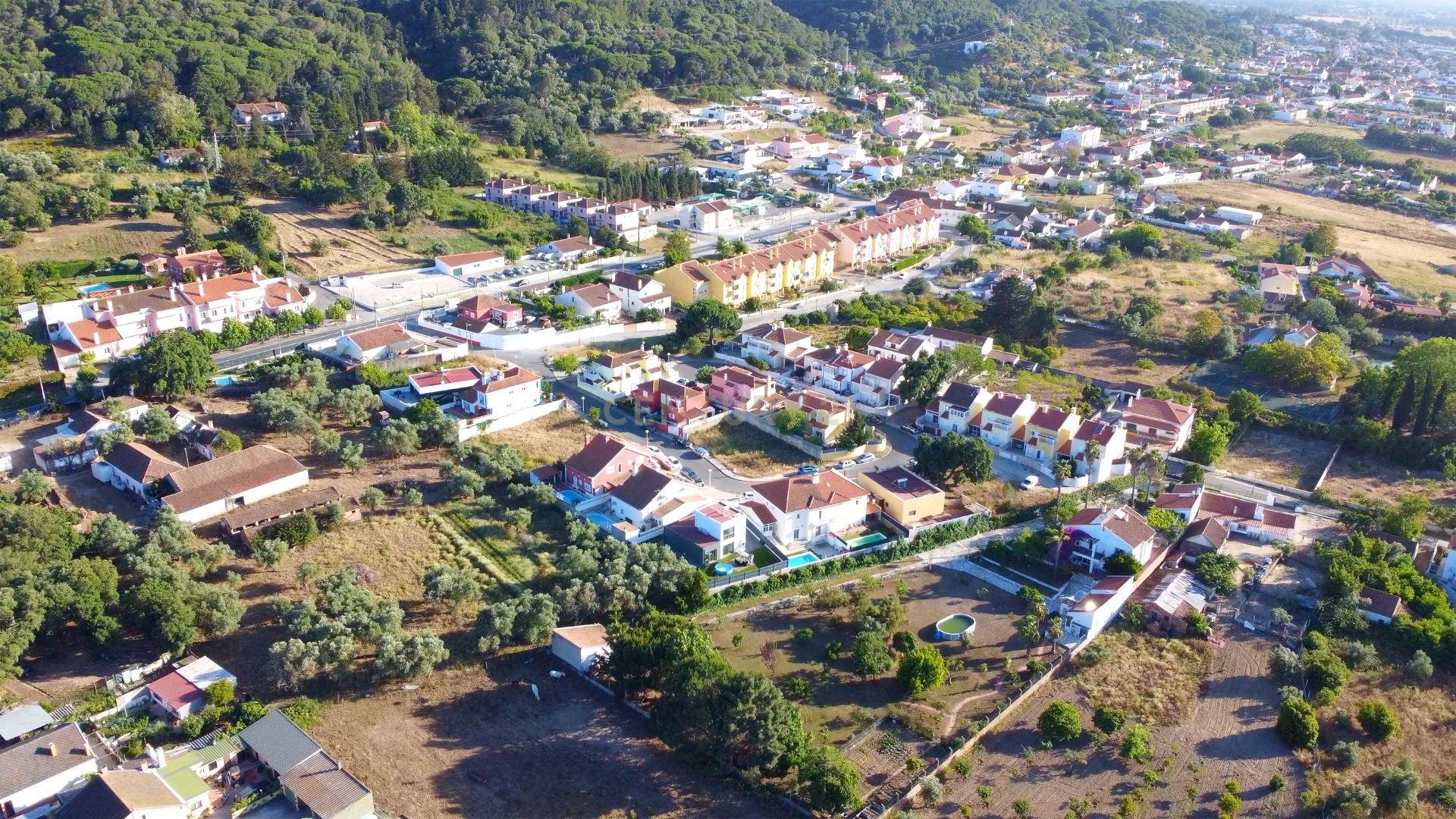 Excelente Moradia T3, c/ Vista Desafogada, na Quinta do Anjo, Palmela - Image 10