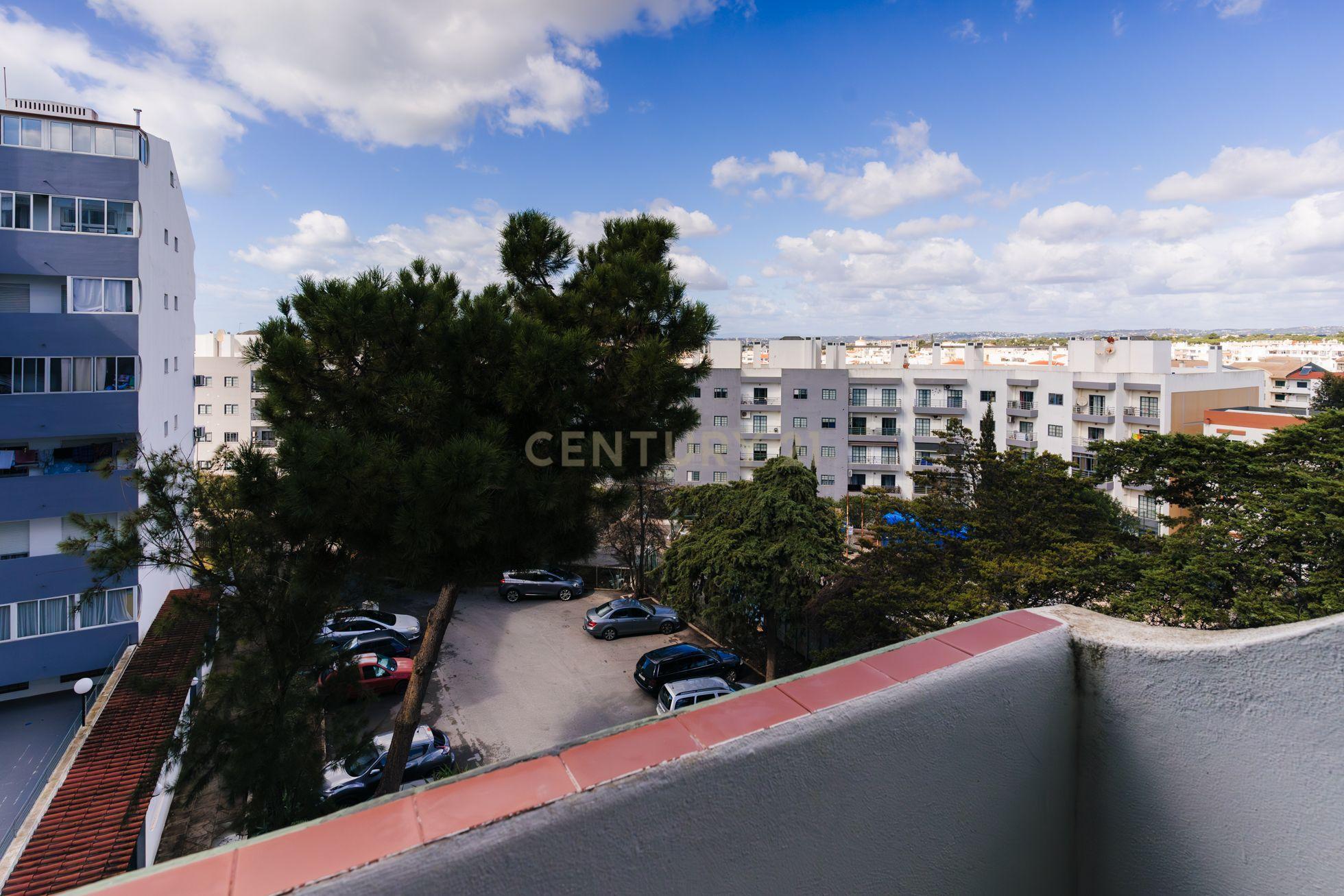 Apartamento T1 Quarteira a 8 minutos da praia - Image 34