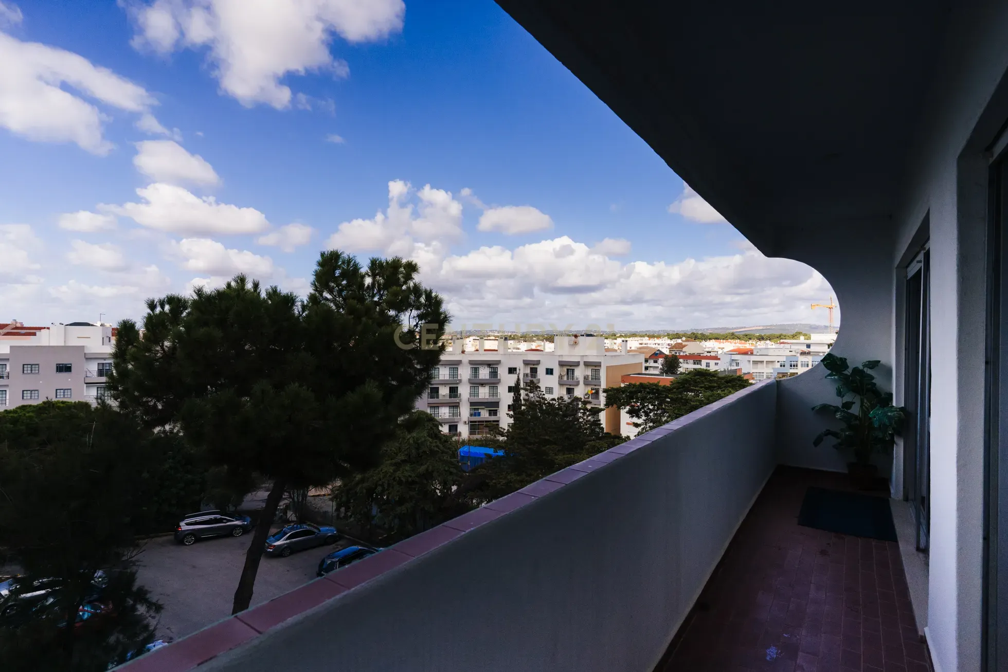 Apartamento T1 Quarteira a 8 minutos da praia - Image 10