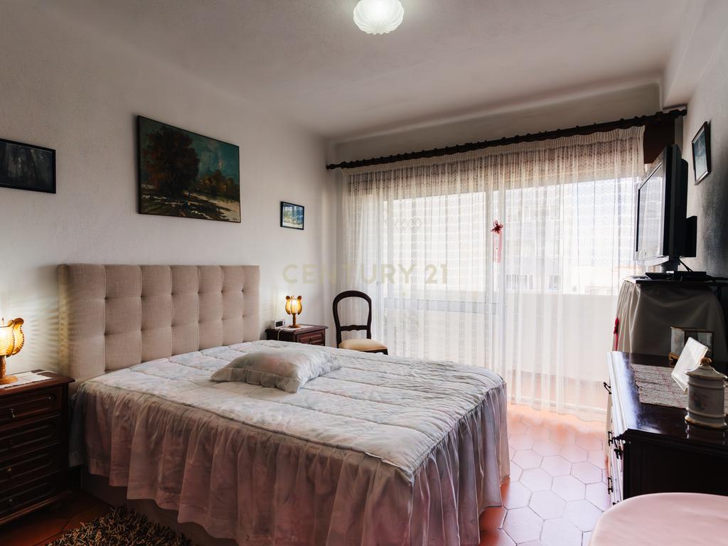 Apartamento T1 Quarteira a 8 minutos da praia - Image 25