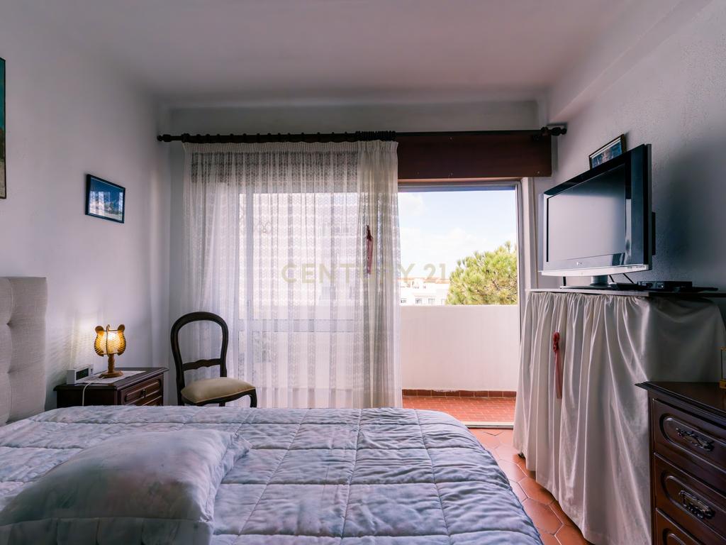 Apartamento T1 Quarteira a 8 minutos da praia - Image 27