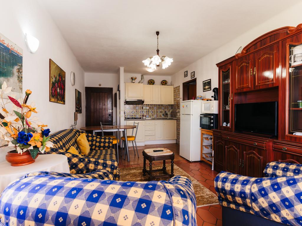 Apartamento T1 Quarteira a 8 minutos da praia - Image 6