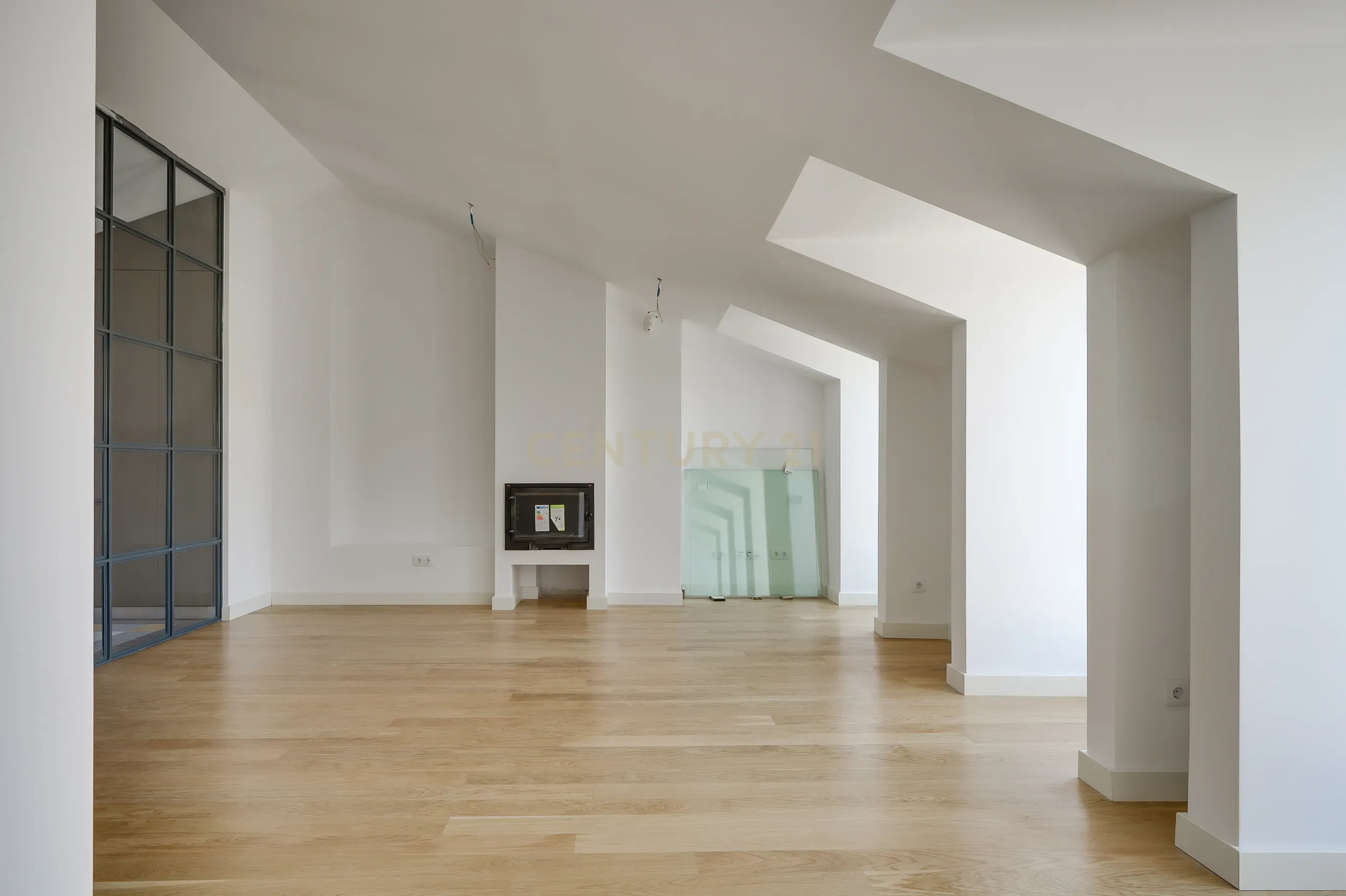 Apartamento novo de qualidade superior, do novo condomínio VENTEIRA 911 - Image 3