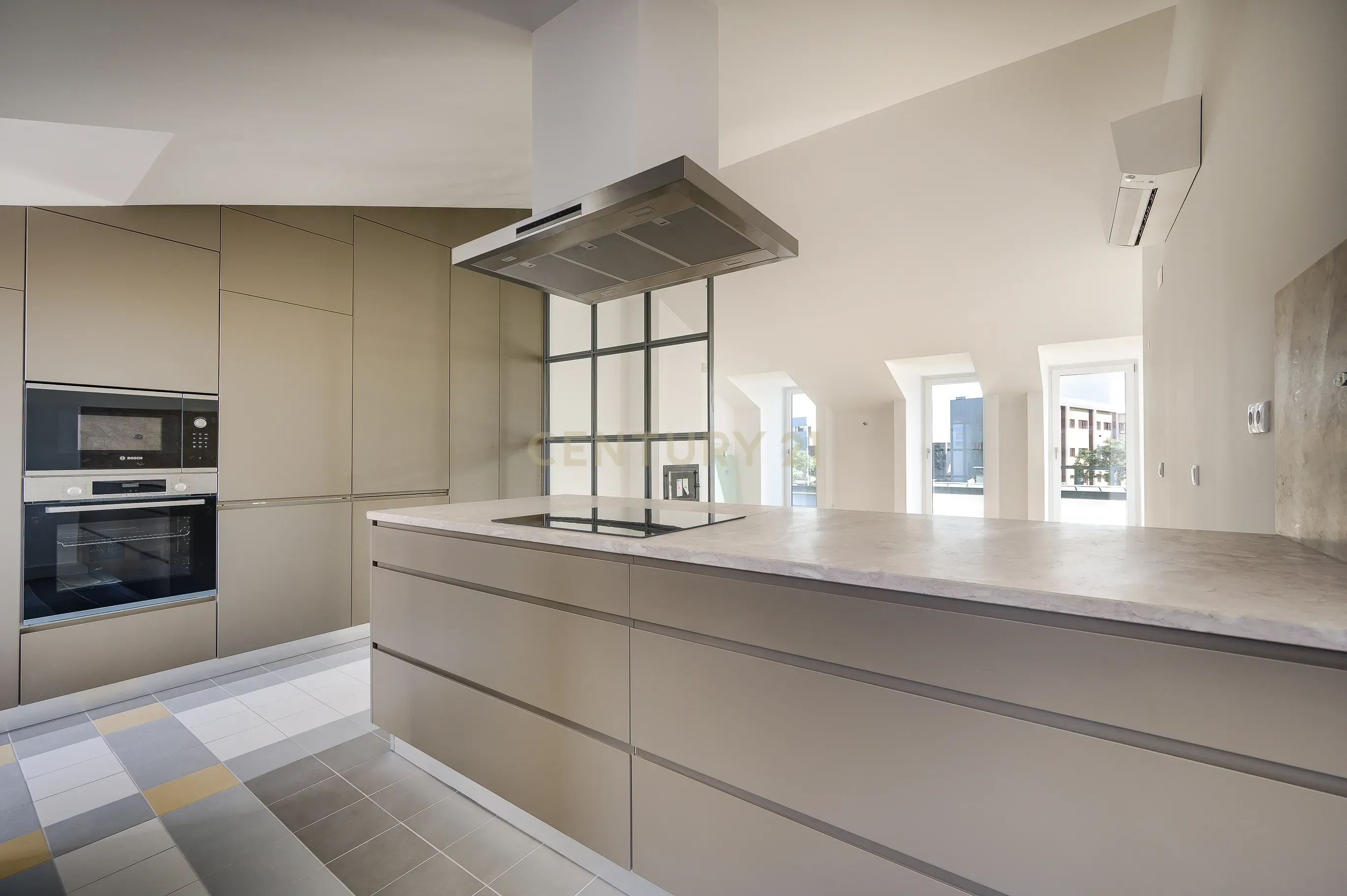 Apartamento novo de qualidade superior, do novo condomínio VENTEIRA 911 - Image 9