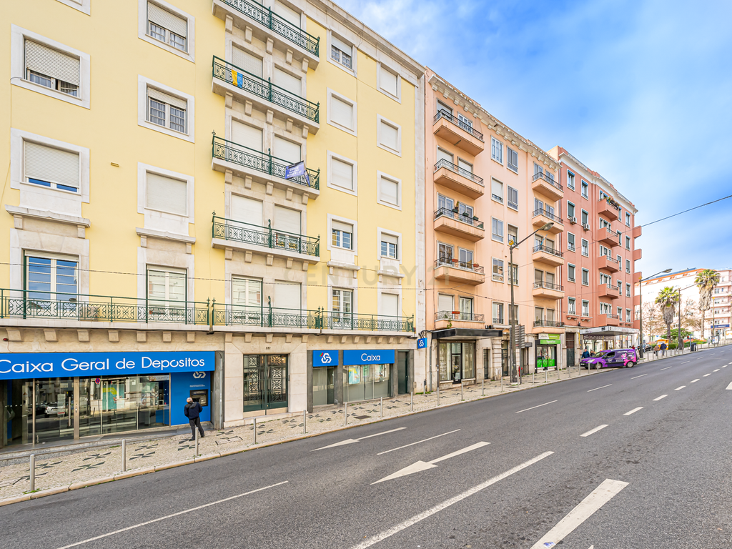 Excelente imóvel de luxo em lisboa de tipologia T6, na Avenida Almirante Reis 227. - Image 32