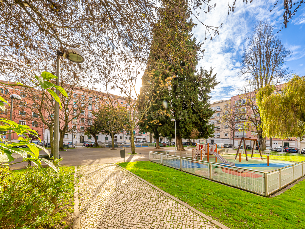 Excelente imóvel de luxo em lisboa de tipologia T6, na Avenida Almirante Reis 227. - Image 31