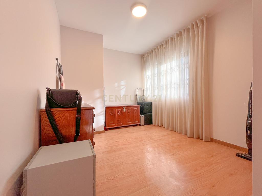 Apartamento com três quartos em Mozelos, Santa Maria da Feira - Image 11