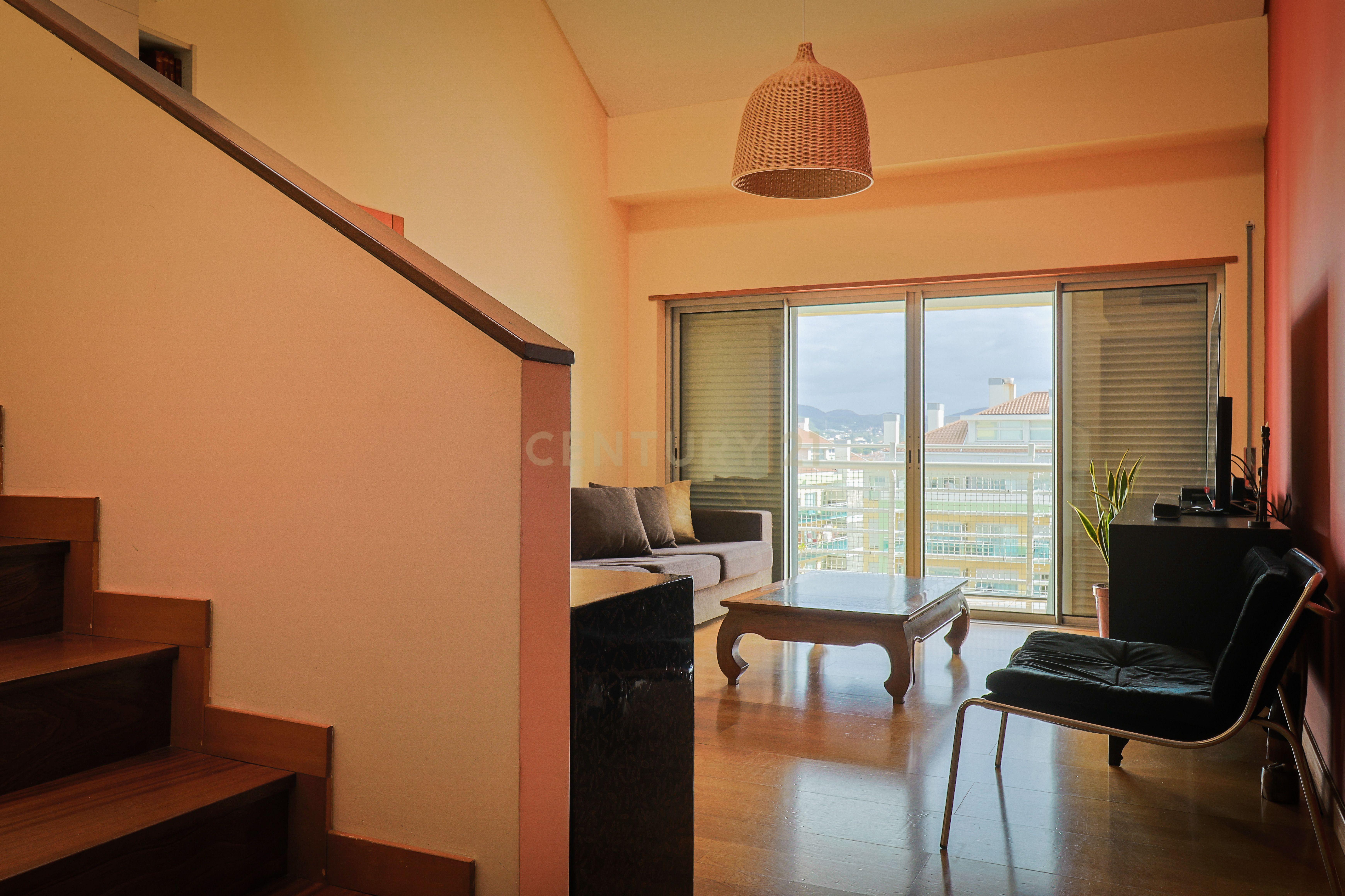 Apartamento T4 duplex, com garagem numa das Avenidas mais prestigiadas de Ponta Delgada, Açores - Image 3