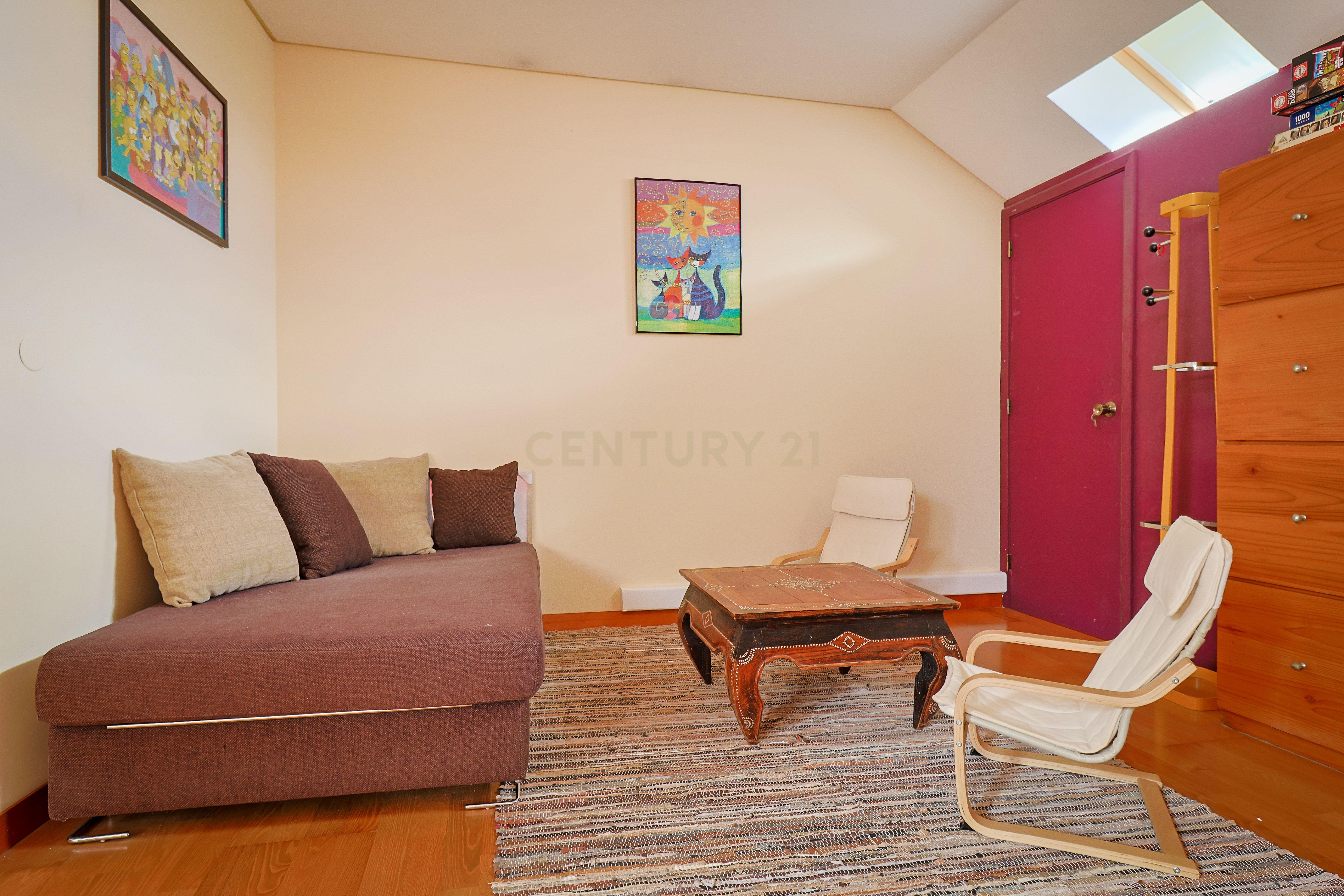 Apartamento T4 duplex, com garagem numa das Avenidas mais prestigiadas de Ponta Delgada, Açores - Image 34