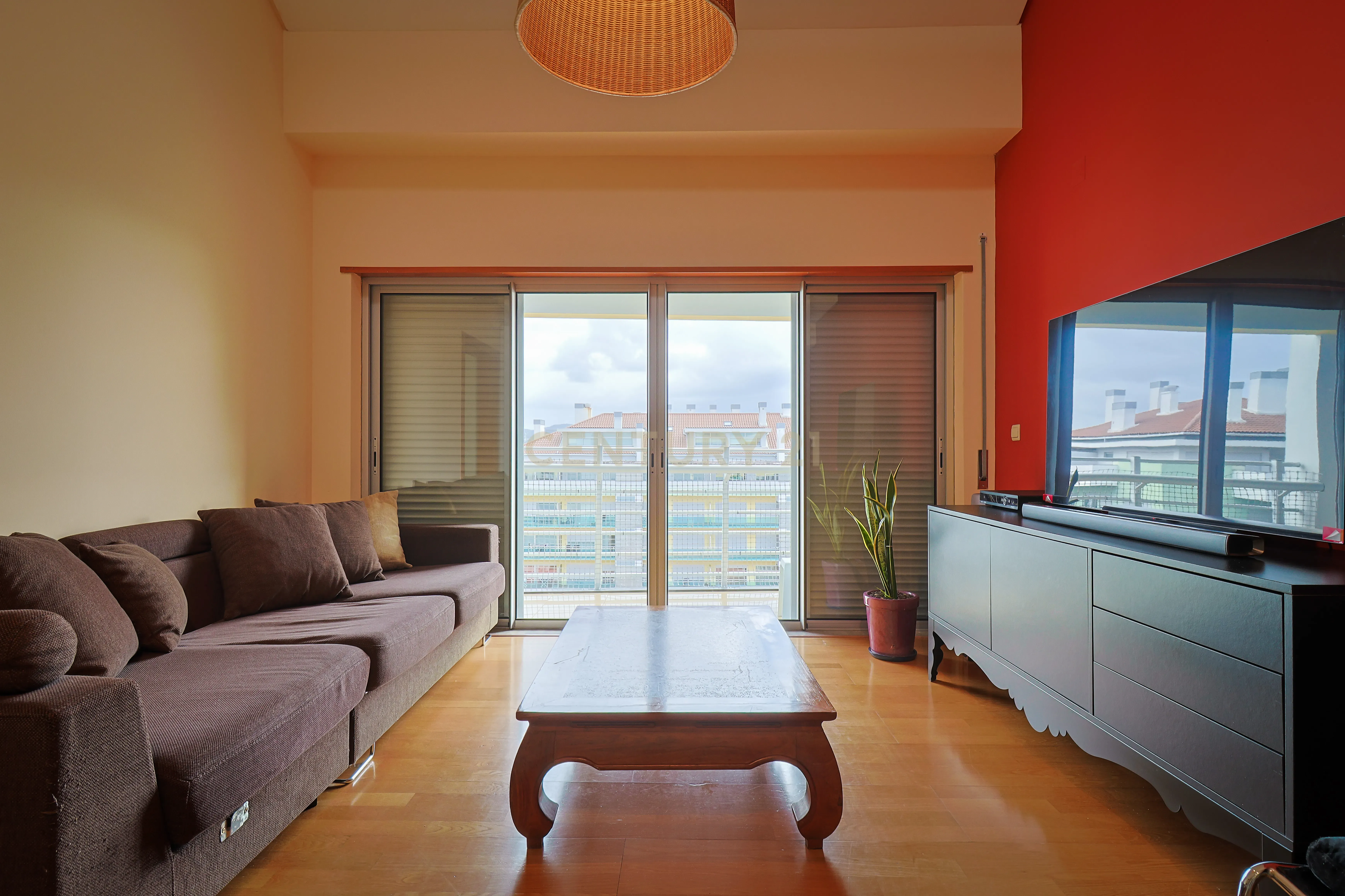 Apartamento T4 duplex, com garagem numa das Avenidas mais prestigiadas de Ponta Delgada, Açores - Image 6