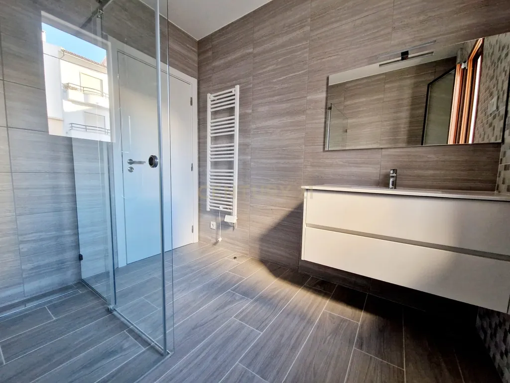 Apartamento || T1 no Centro De Pombal || Oportunidade - Image 7
