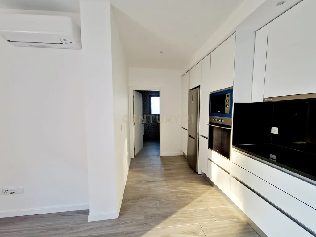 Apartamento || T1 no Centro De Pombal || Oportunidade - Image 15
