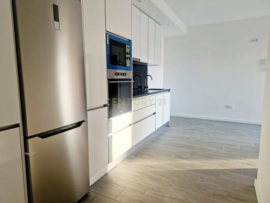 Apartamento || T1 no Centro De Pombal || Oportunidade - Image 16