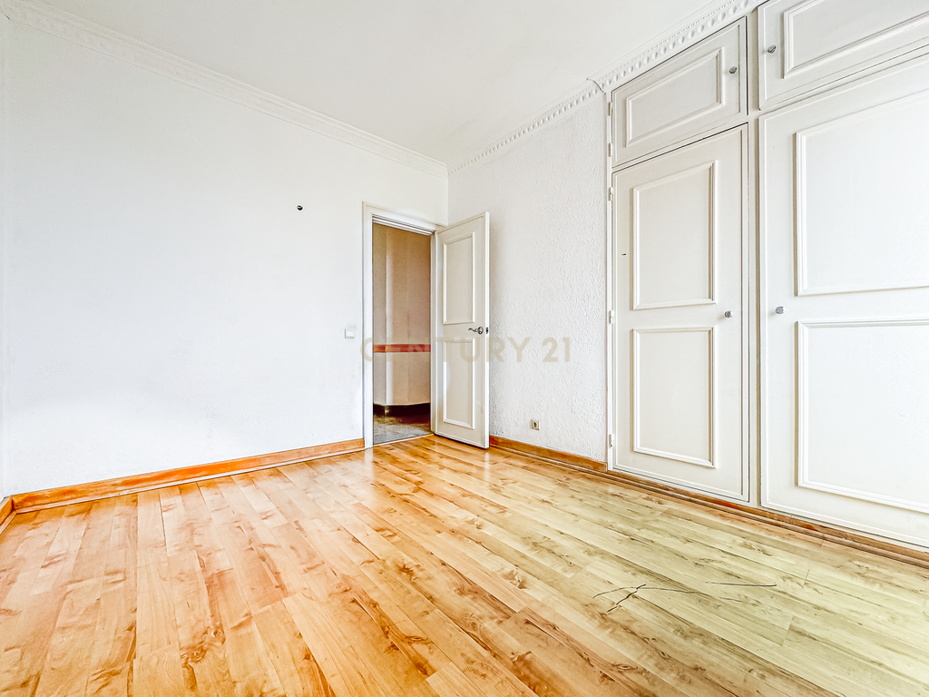 APARTAMENTO T3 COM VISTA MAR EM OEIRAS - Image 20