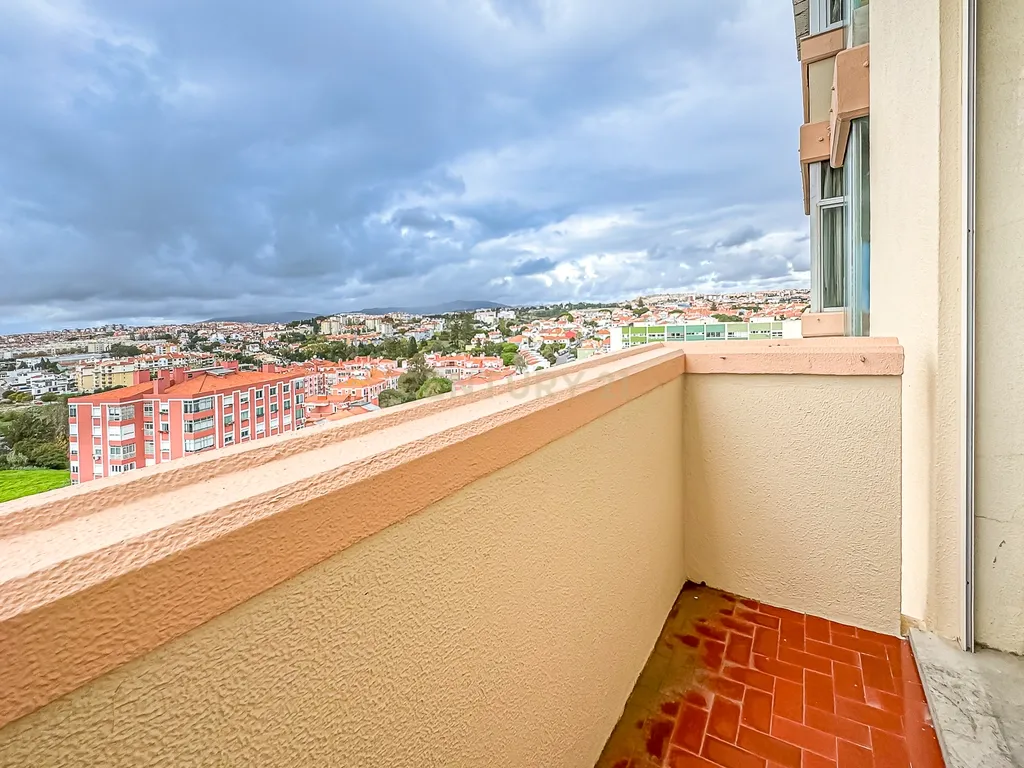 APARTAMENTO T3 COM VISTA MAR EM OEIRAS - Image 23