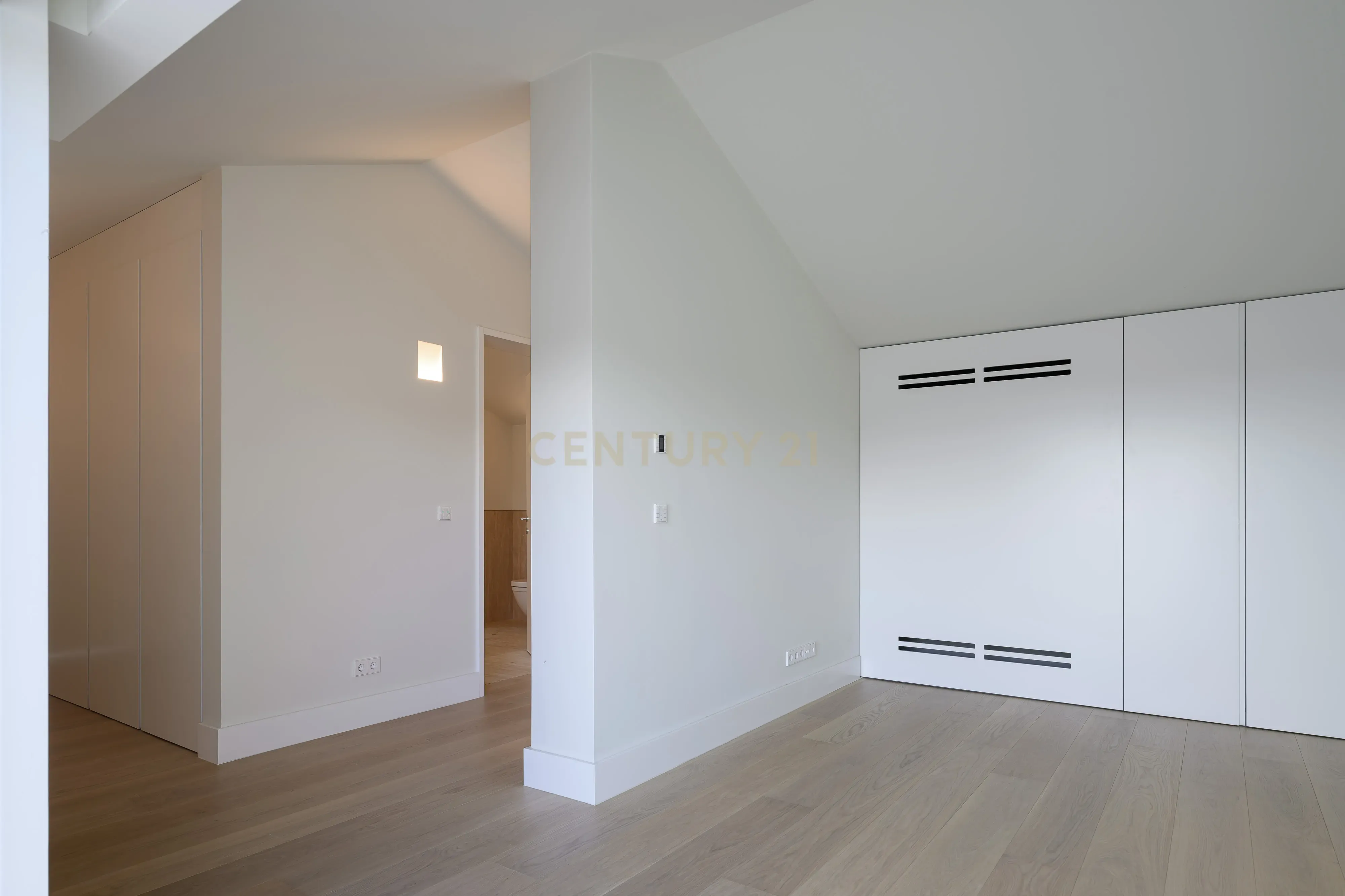 PENTHOUSE ESTORIL - Image 22