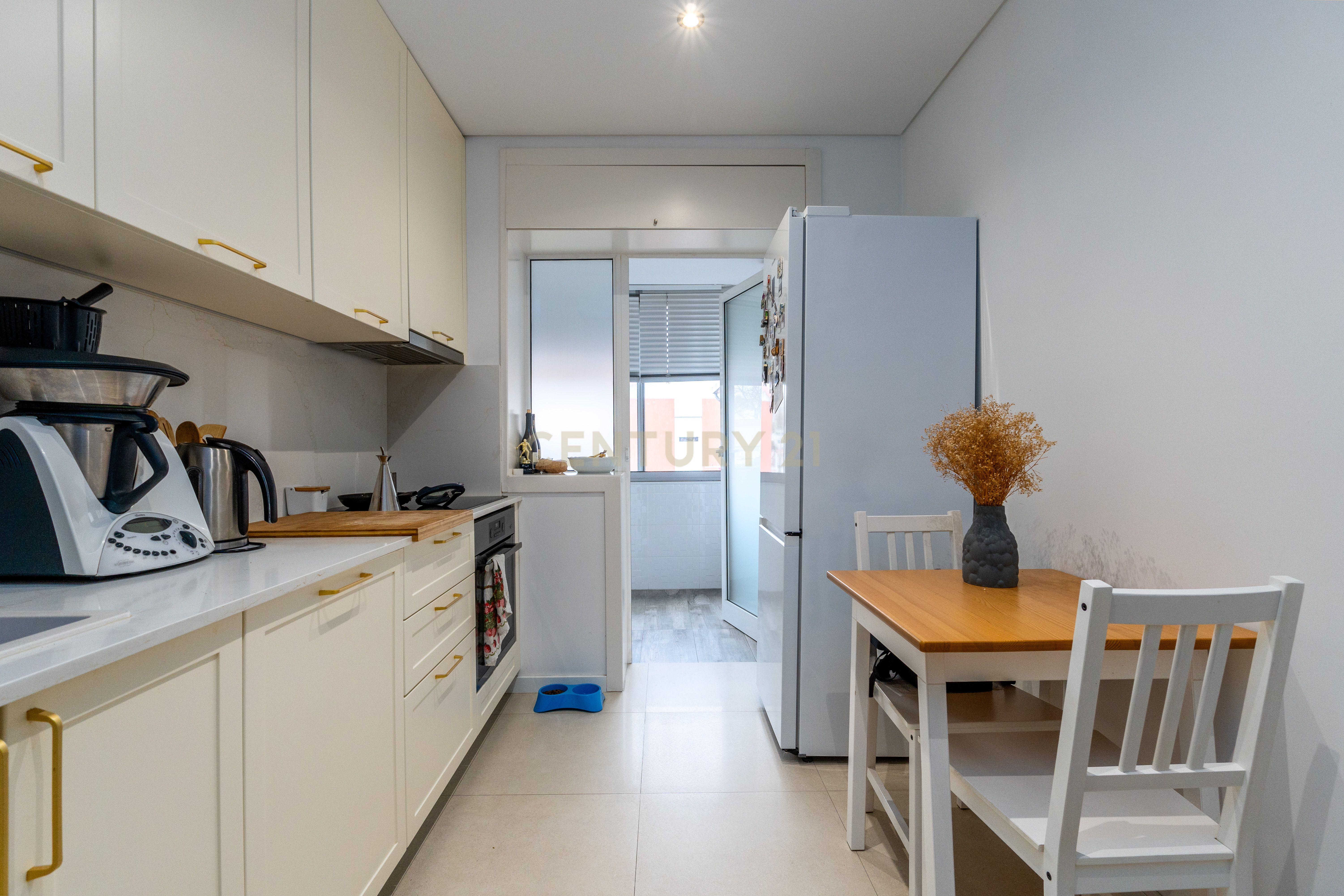 Apartamento T3 I Porto I Parque da Cidade com estacionamento - Image 12