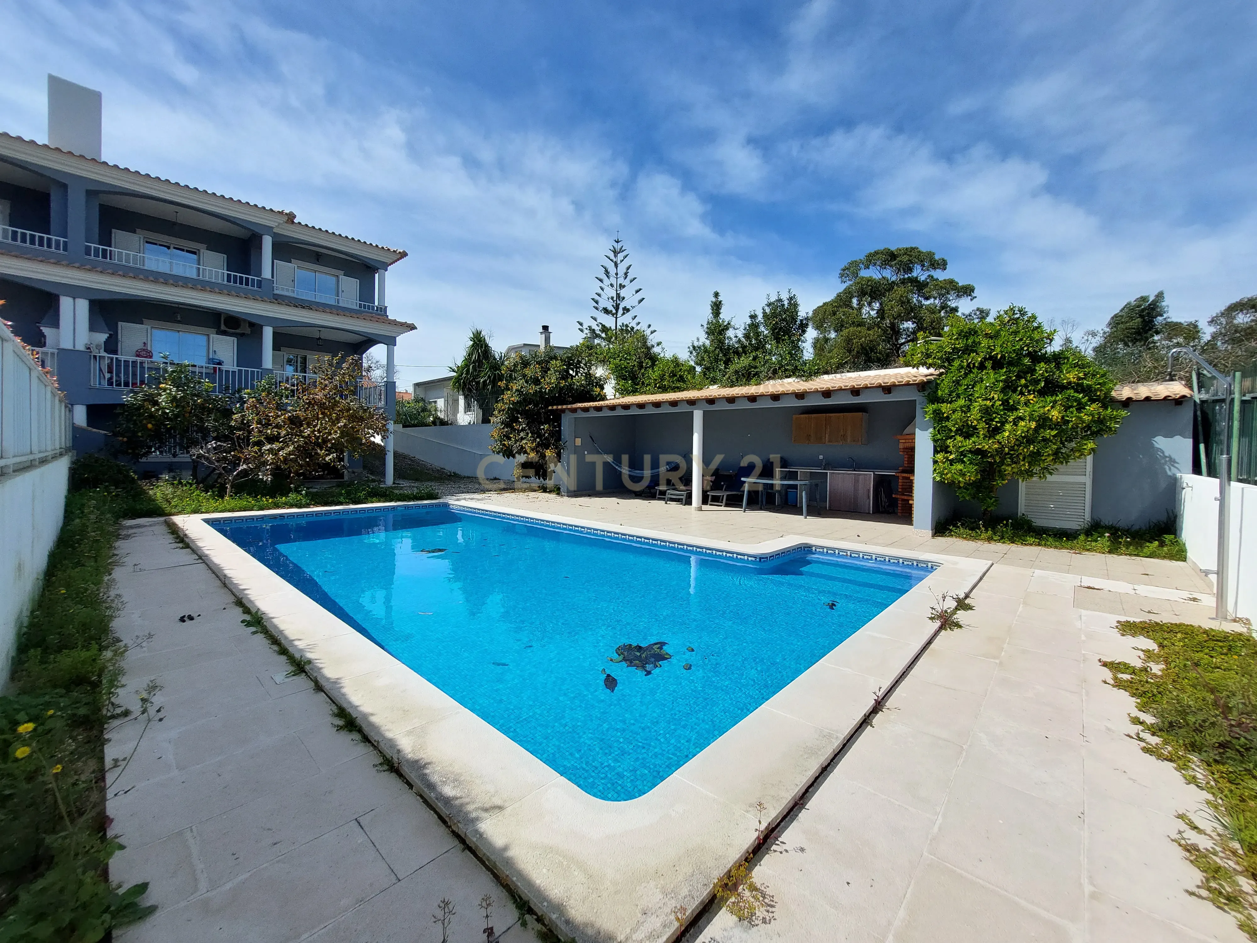 MARISOL - MORADIA SEMI-GEMINADA – 4 QUARTOS – PISCINA - Image 1