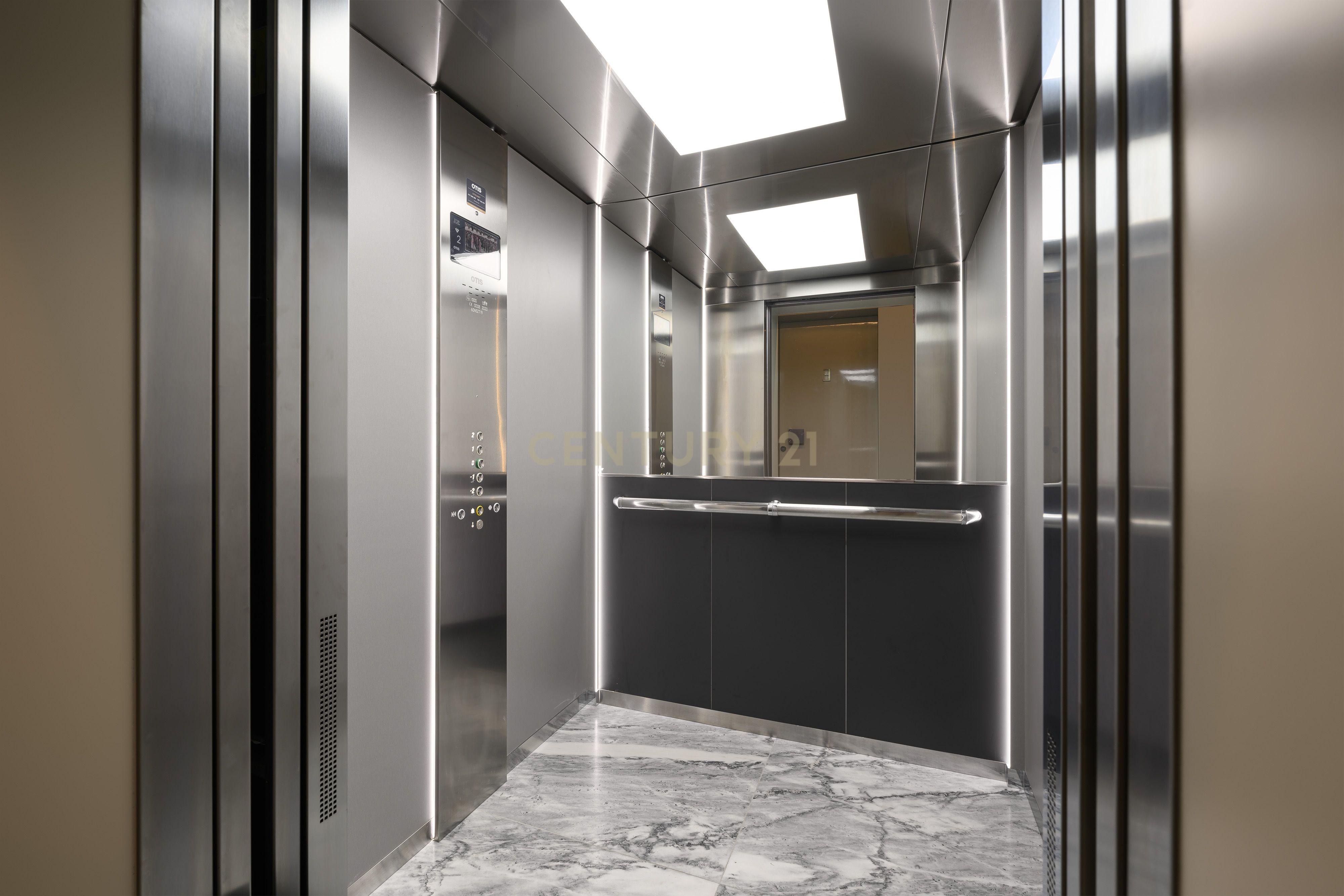 PENTHOUSE ESTORIL - Image 32