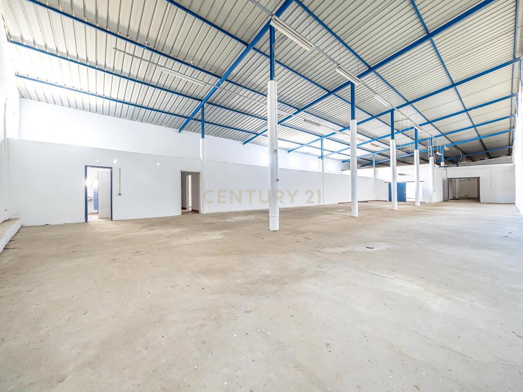 ARMAZÉM MULTIUSO - PRÓXIMO AO AEROPORTO DE LISBOA - Image 7
