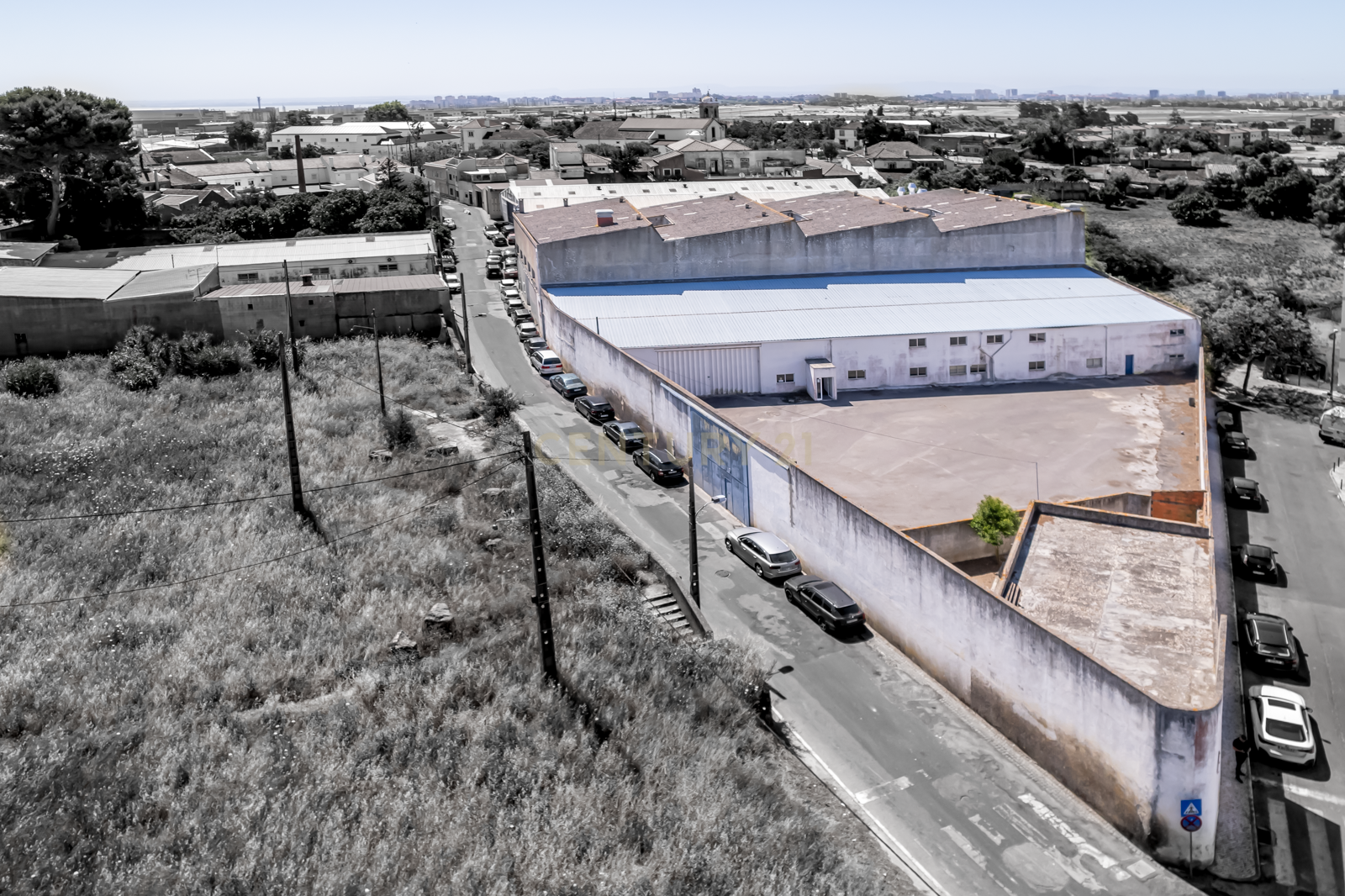 ARMAZÉM MULTIUSO - PRÓXIMO AO AEROPORTO DE LISBOA - Image 18