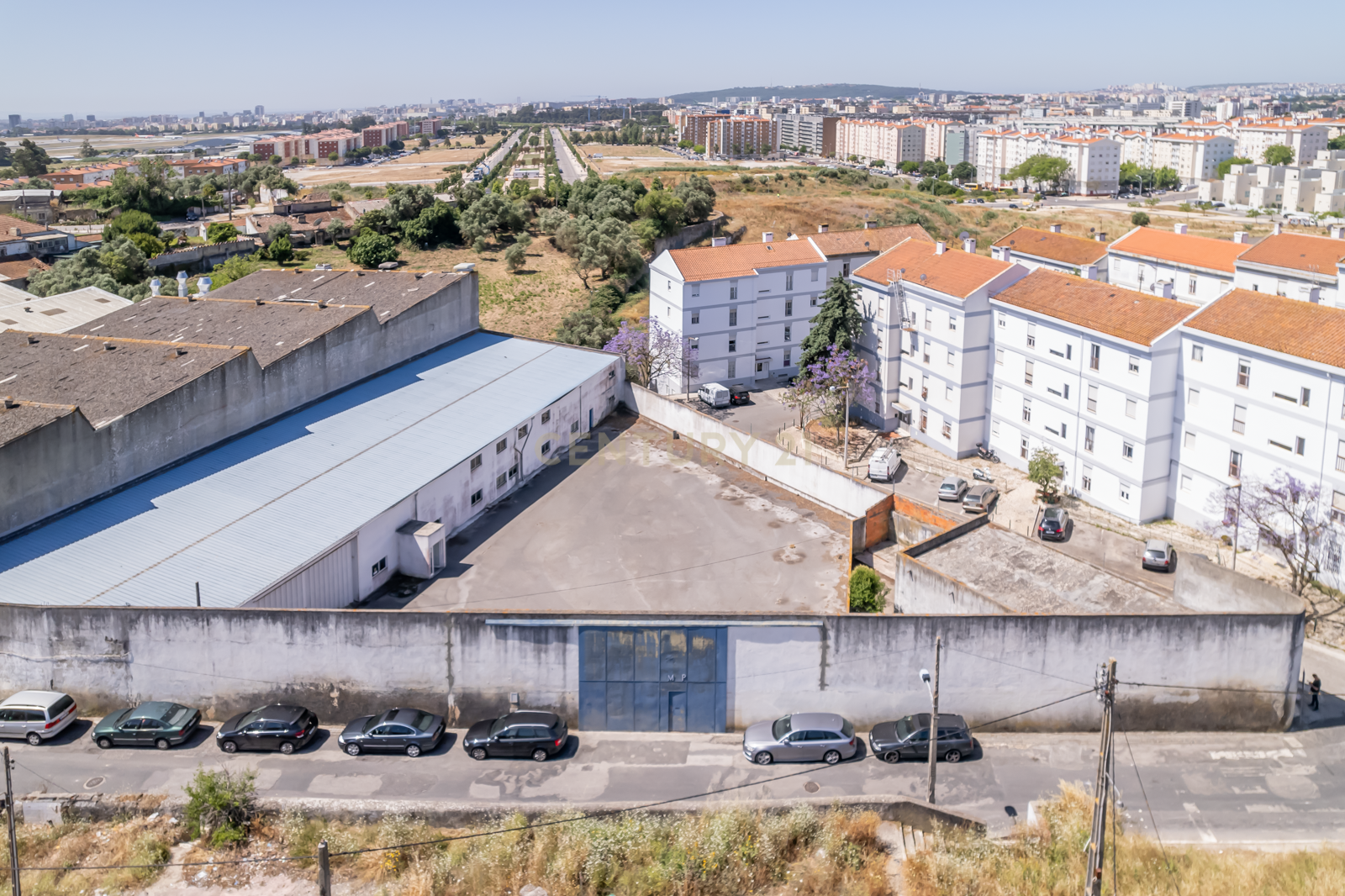 ARMAZÉM MULTIUSO - PRÓXIMO AO AEROPORTO DE LISBOA - Image 19