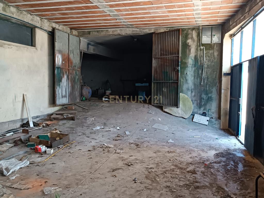 Moradia 3 quartos com armazém, num lote de terreno de 8140m2 - Benedita, Leiria - Image 30