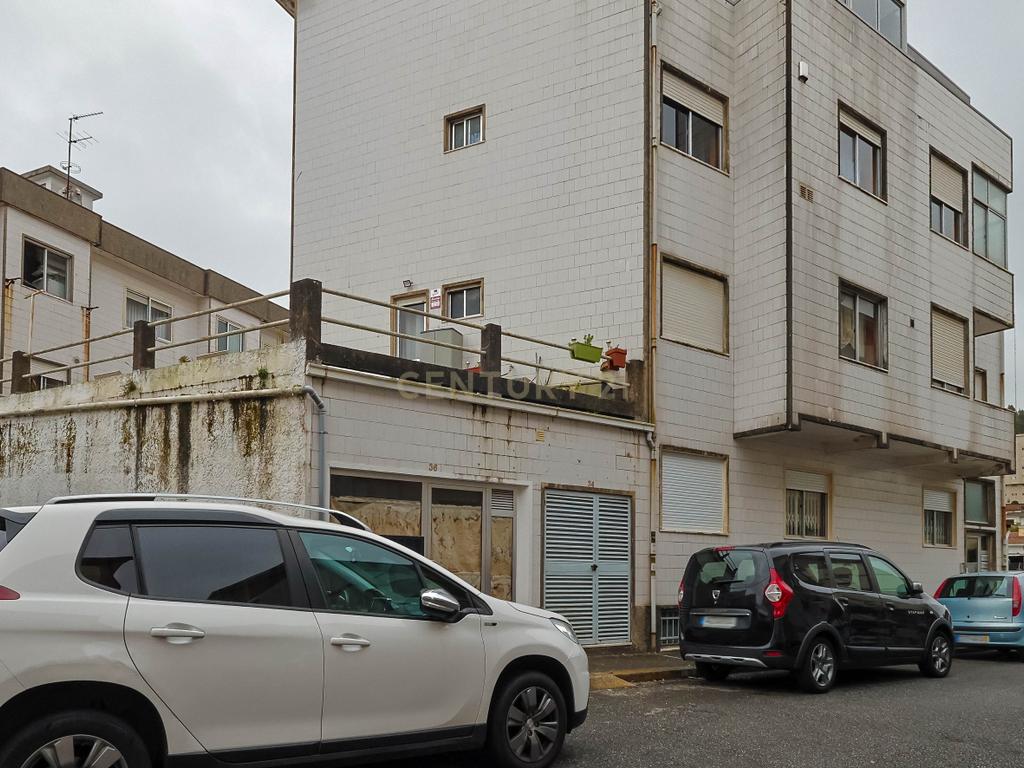 ✨🏢 Excelente Espaço Comercial com 8 Lojas — Localização Estratégica! 🗺️📍 - Image 5