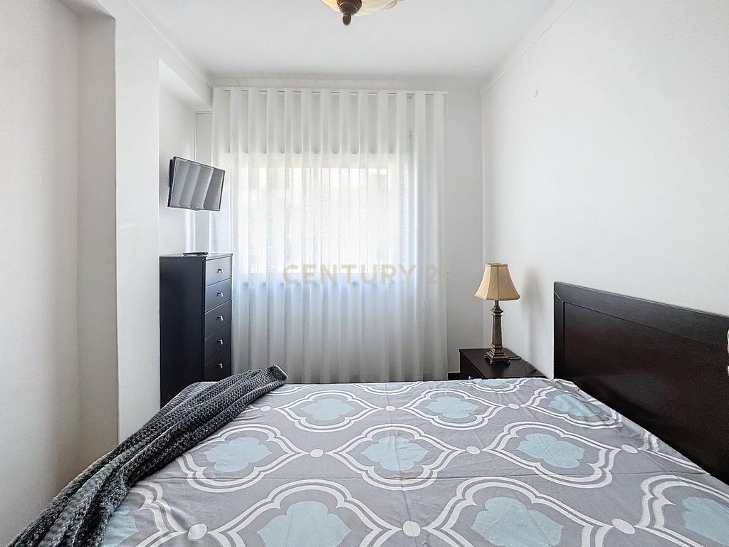 Apartamento - T2 - Arrendamento - Nazaré - Centro - Image 16