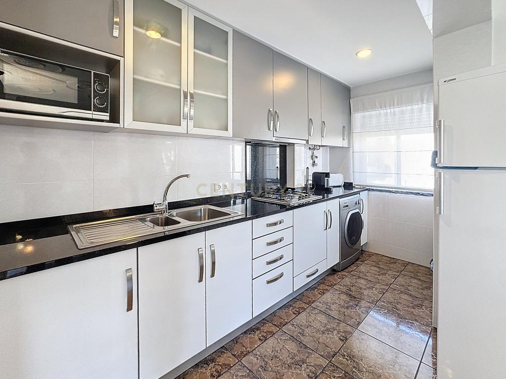 Apartamento - T2 - Arrendamento - Nazaré - Centro - Image 8