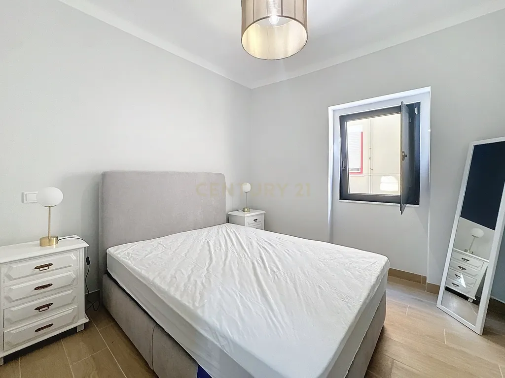 Apartamento T3 para arrendar a passos da praia - Image 17